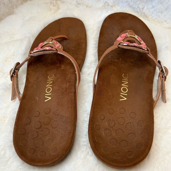 Vionic leather Ricco medallion coral & gold beaded flip flop sandals Sz-9. I - Picture 6 of 10